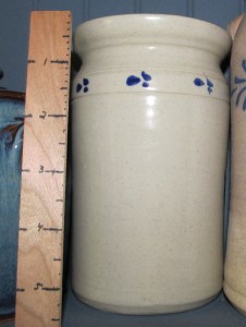 This is a nice all purpose crock. The lip on the top makes it easy to tie string around.  I think this is a Williamsburg gift shop piece. 